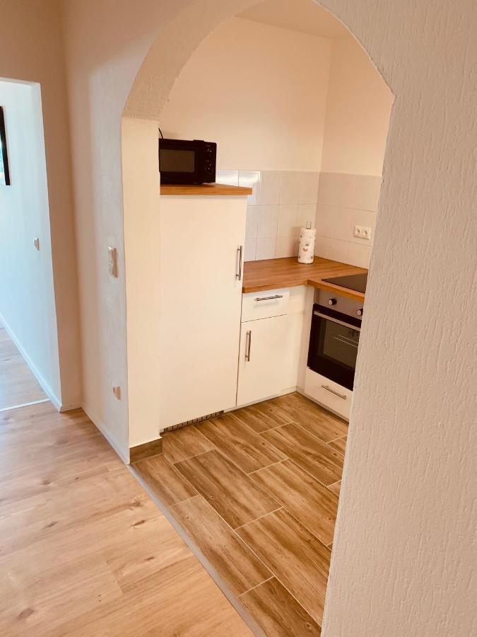 Felix Living 5, Modern & Cozy 2 Zimmer Wohnung, Terrasse, Parkplatz Salzweg Esterno foto