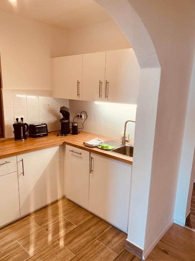 Felix Living 5, Modern & Cozy 2 Zimmer Wohnung, Terrasse, Parkplatz Salzweg Esterno foto